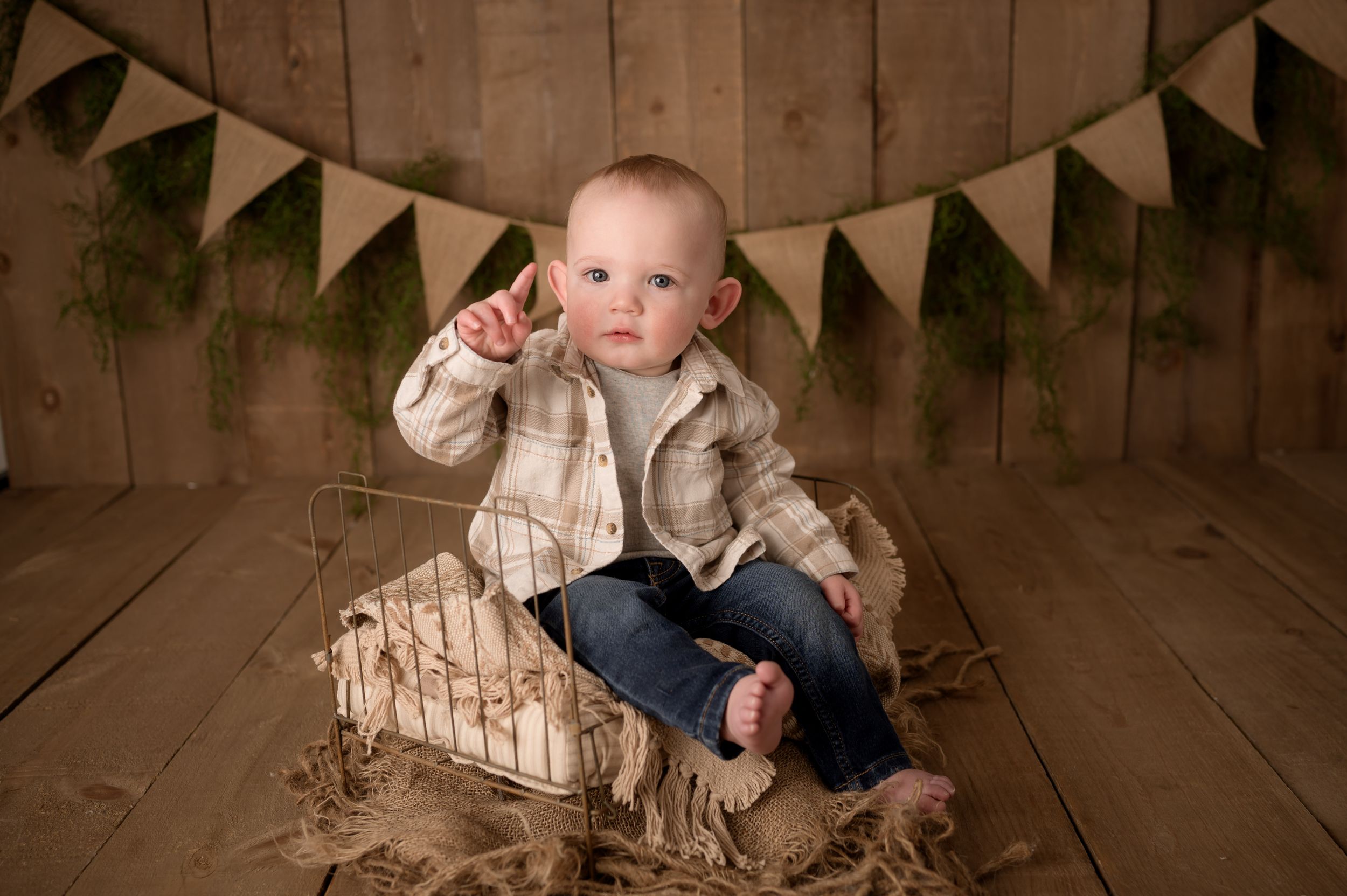 Milestone Gallery of pictures taken by Dawn Kroening Photography located in Ponoka Alberta