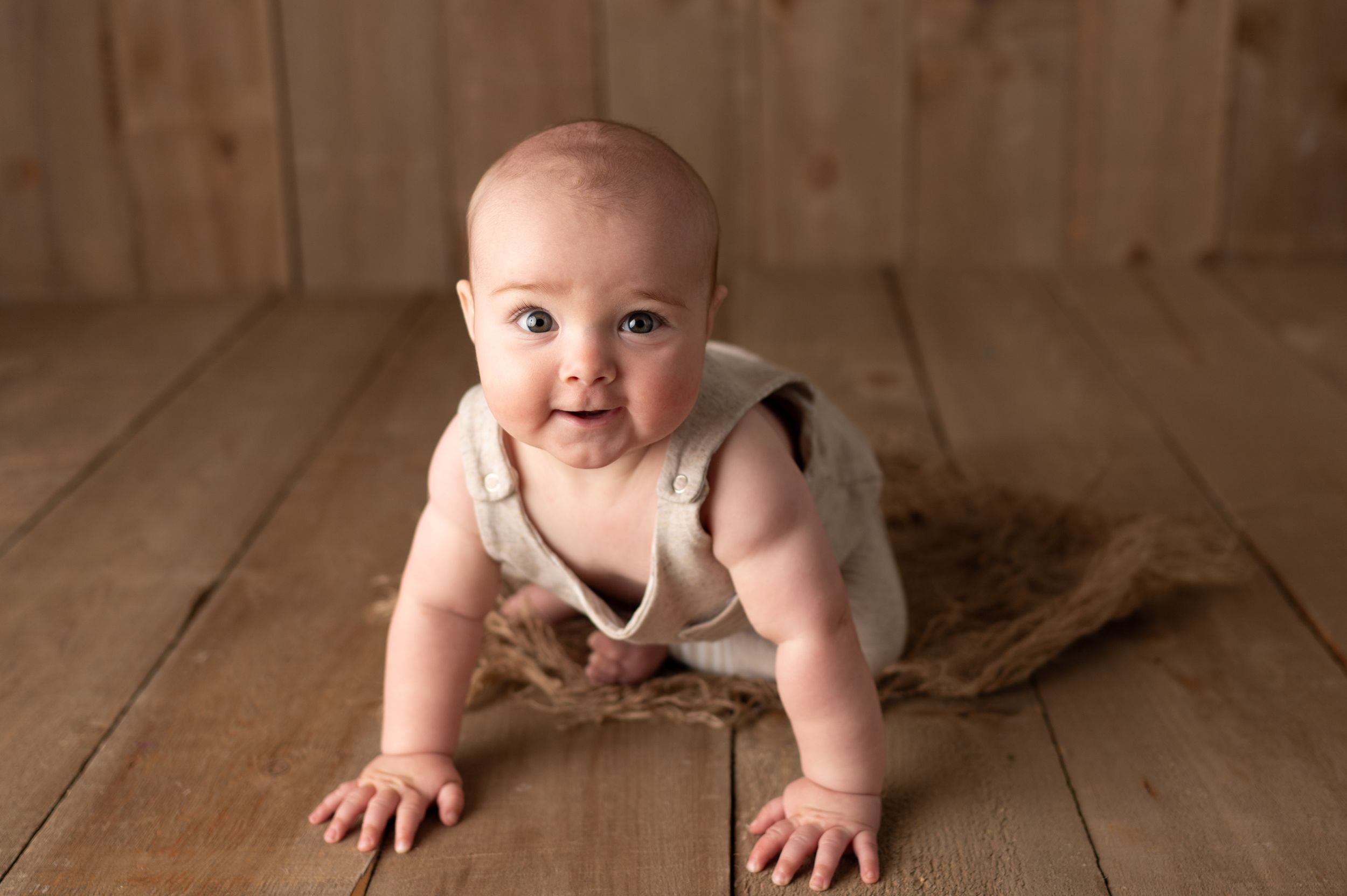 Milestone Gallery of pictures taken by Dawn Kroening Photography located in Ponoka Alberta