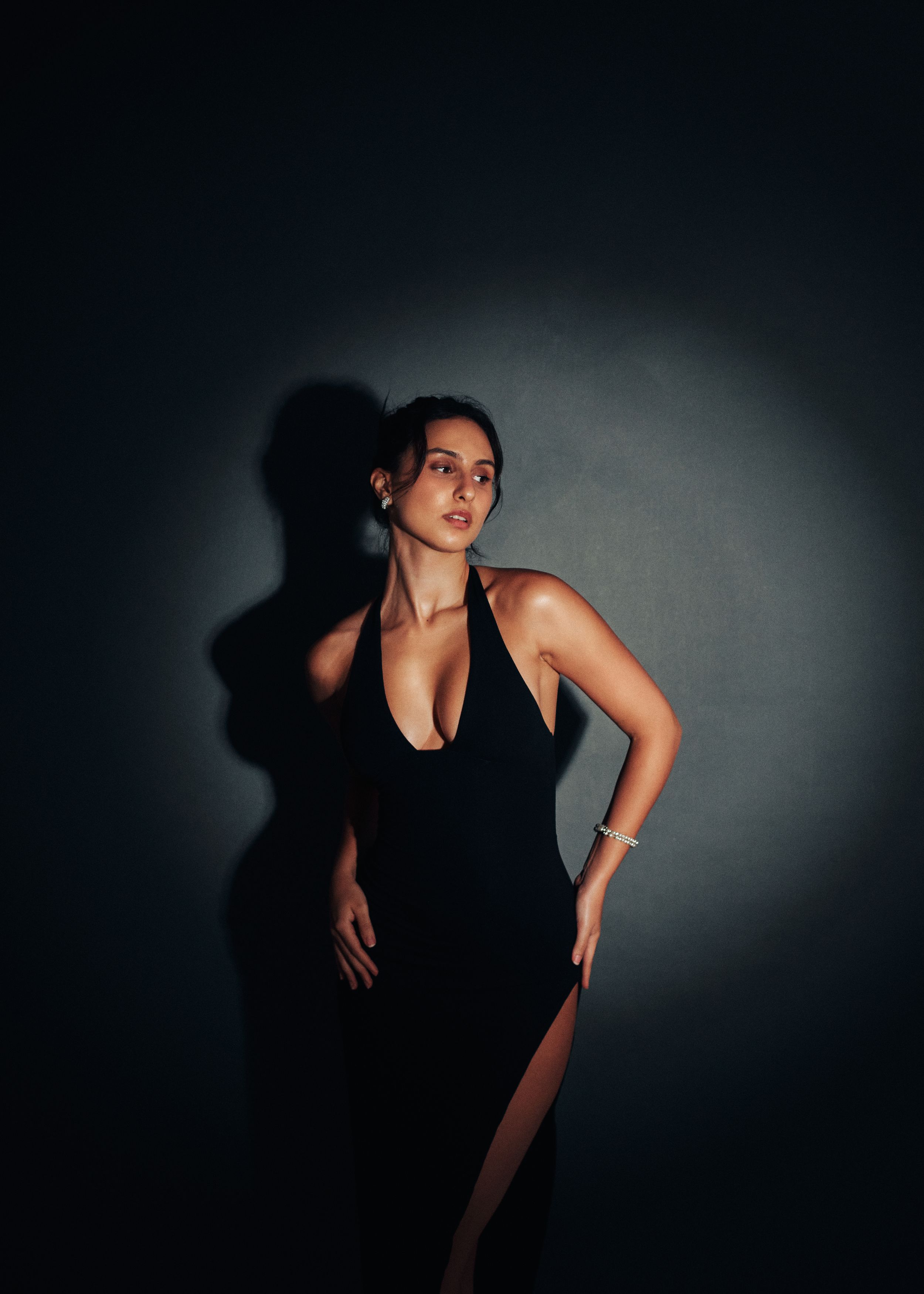Model posing