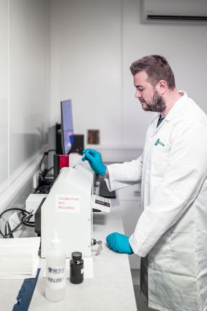 Specialist lab equipment photography including particle analyser and viscometer-04