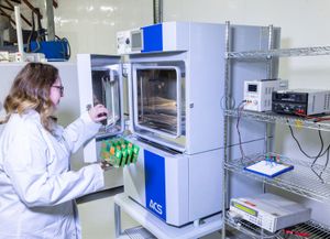 Specialist lab equipment photography including environmental chambers-02