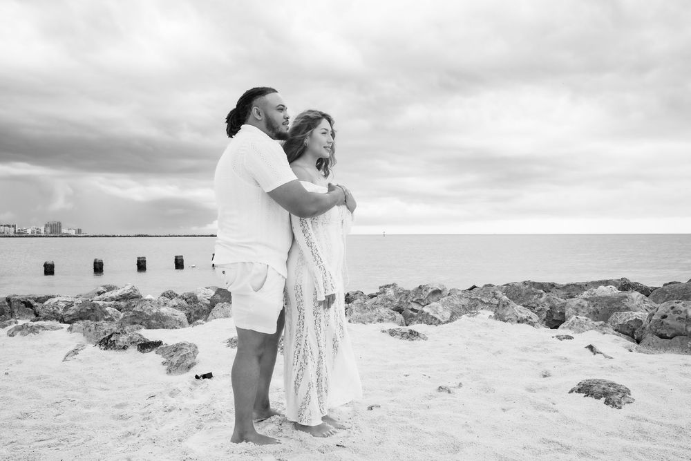 Clearwater Beach-Couples-Engagement photo session with BE Jazy Photography-Clearwater Beach Photographer