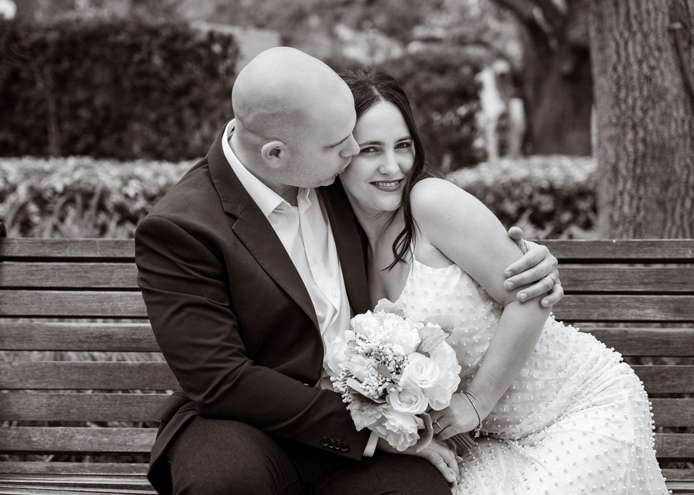Downtown St Pete-Courthouse-Elopement photo session-BE Jazy Photography-St Pete Photographer-Elopement-Courthouse wedding-North Straub Park