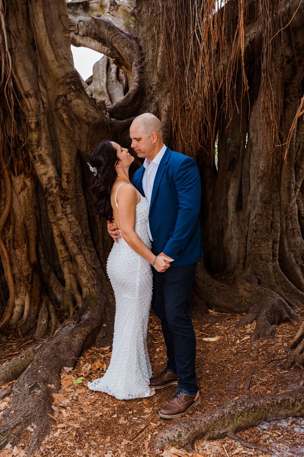 Downtown St Pete-Courthouse-Elopement photo session-BE Jazy Photography-St Pete Photographer-Elopement-Courthouse wedding-North Straub Park