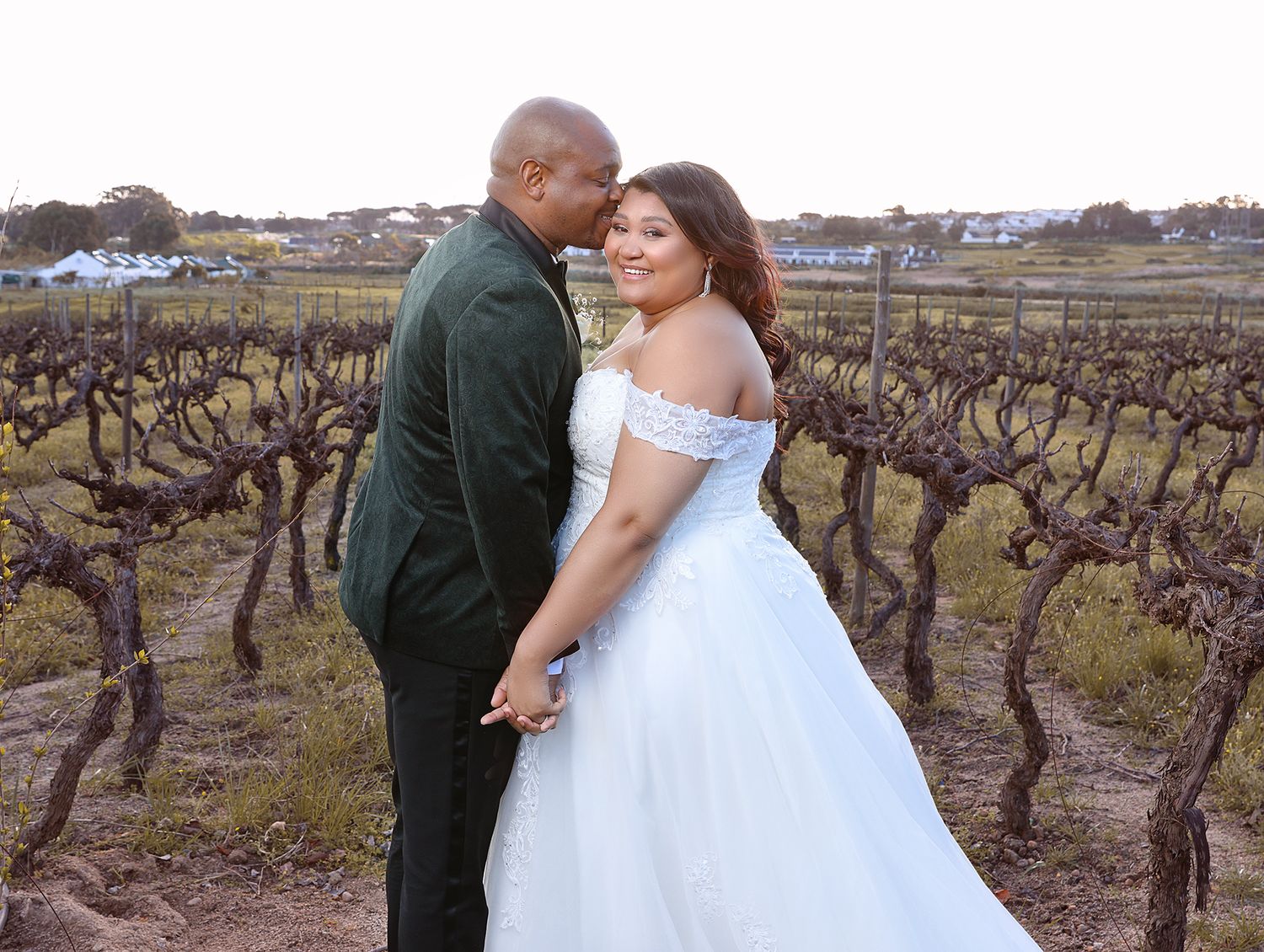 Cape Town Wedding .Cape Town Wedding photographer.Wedding Venues in Cape Town.Wedding packages in Cape Town.Cape Town capturing bride & groo