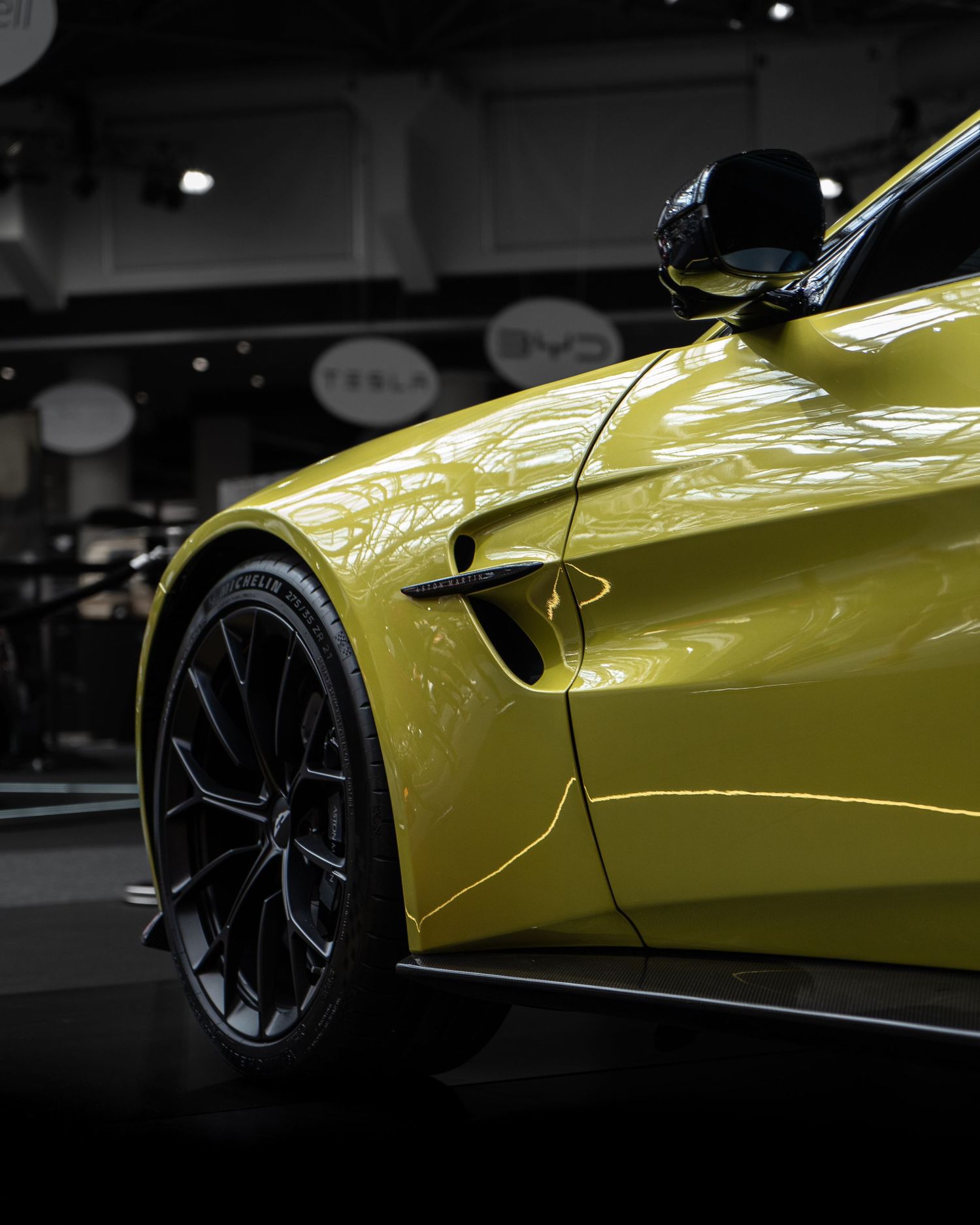 Daniel-Michaud-Photographie-DMPhotography-Automobile-Auto-Cars-Automotive-Salon Top Marques-Monaco-Aston Martin-Vantage