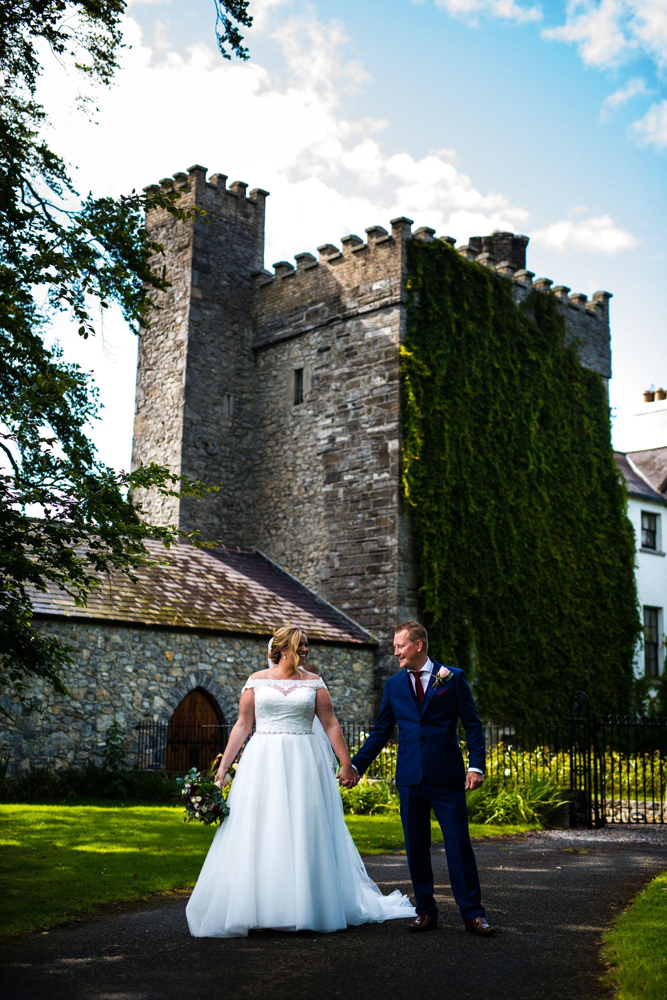 Natural wedding photography in Derby, Nottingham & the Peak District. Affordable packages.