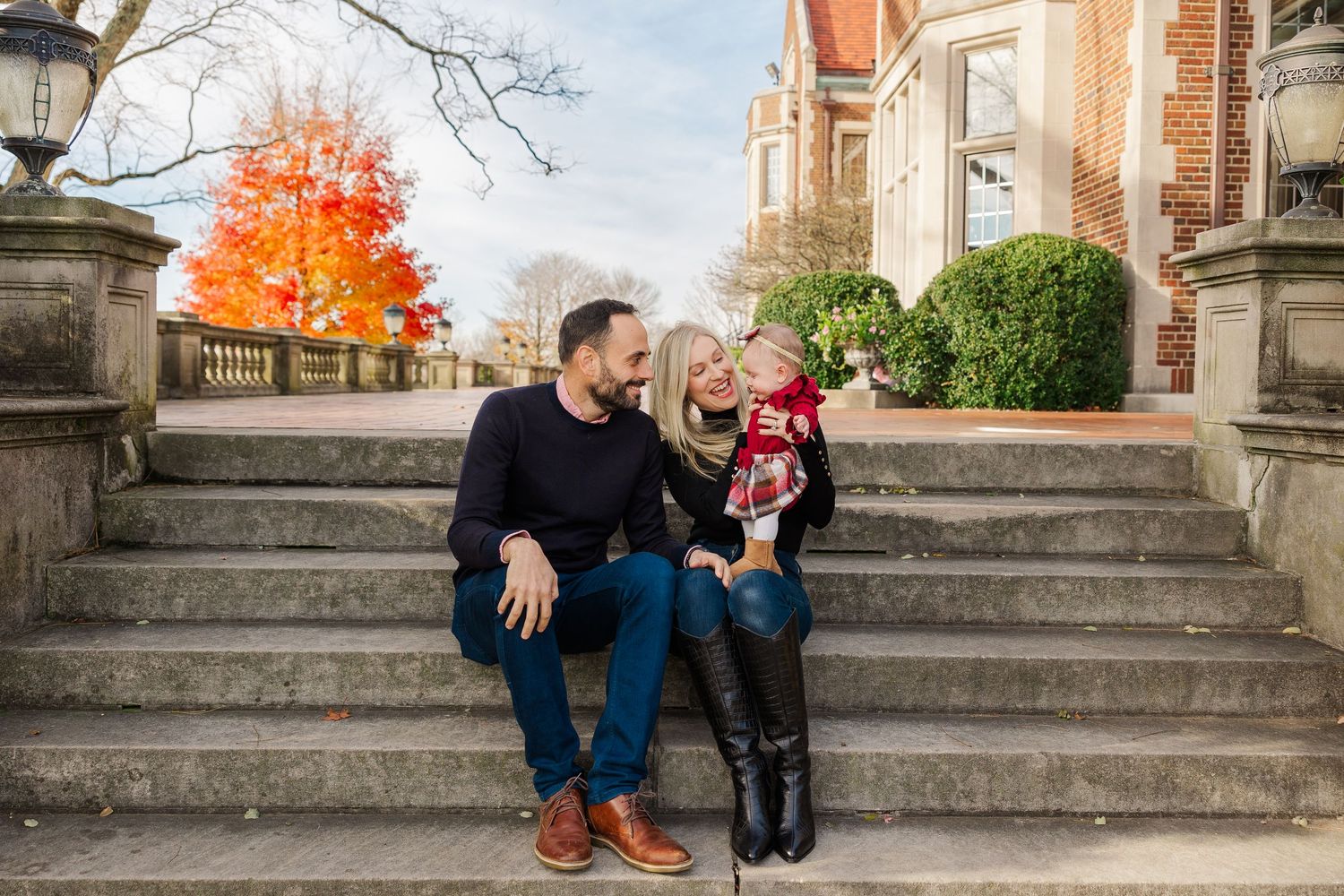 Candid, natural family photography in Ridgefield, Fairfield, Danbury, Wilton, Westport & New Canaan, CT. Capturing love, connection, and las