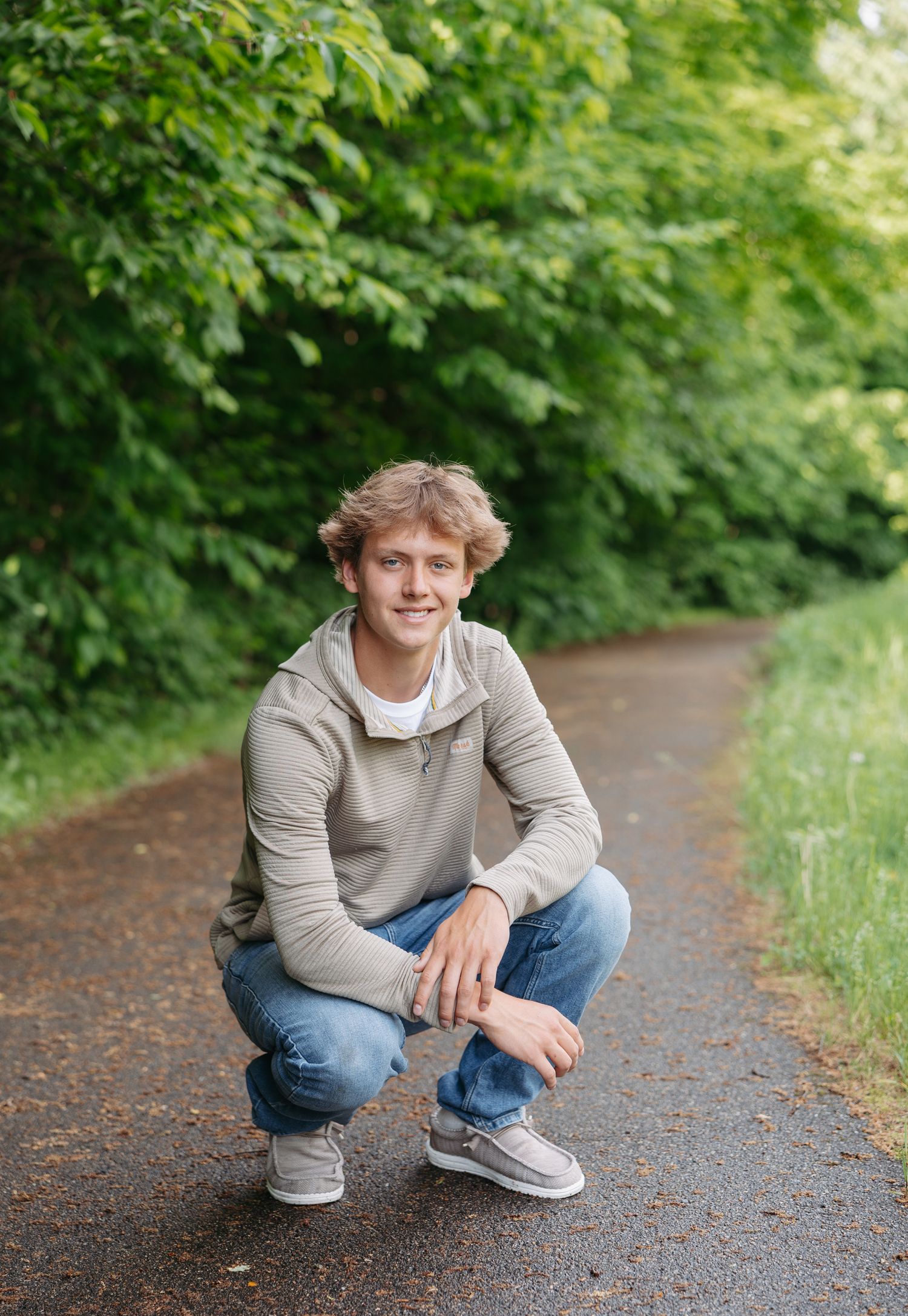 local photographers for senior pictures