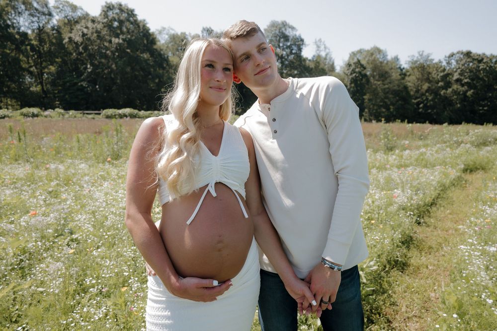 Wildflower maternity shoot