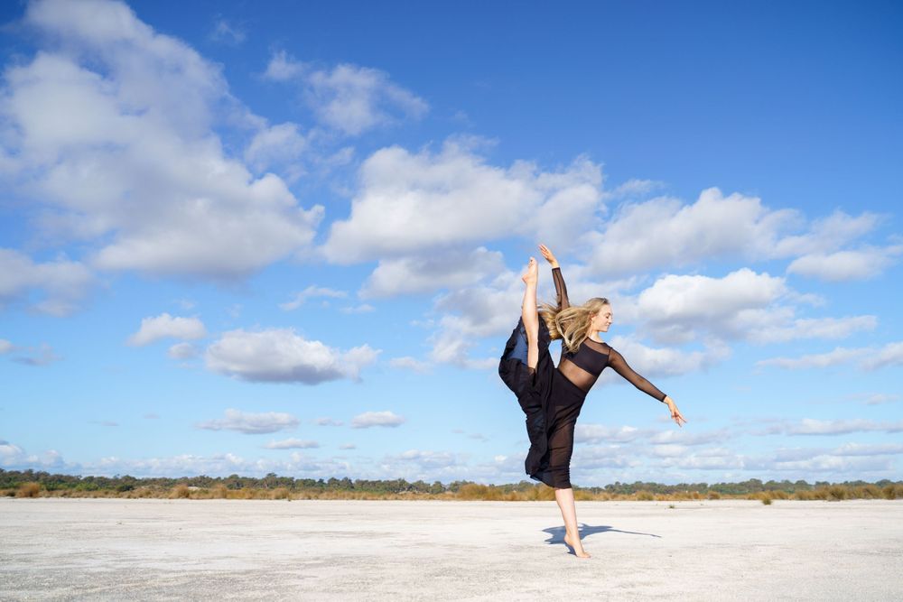 Professional Dance Portrait Photographer Vancouver Lower Mainland BC Canada Ballet Contemporary Portfolio Pricing Performance Headshots Hire