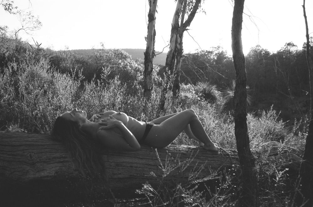 Perth-based artistic photoshoot with Jayde Alexandra, embodying feminine strength and creativity