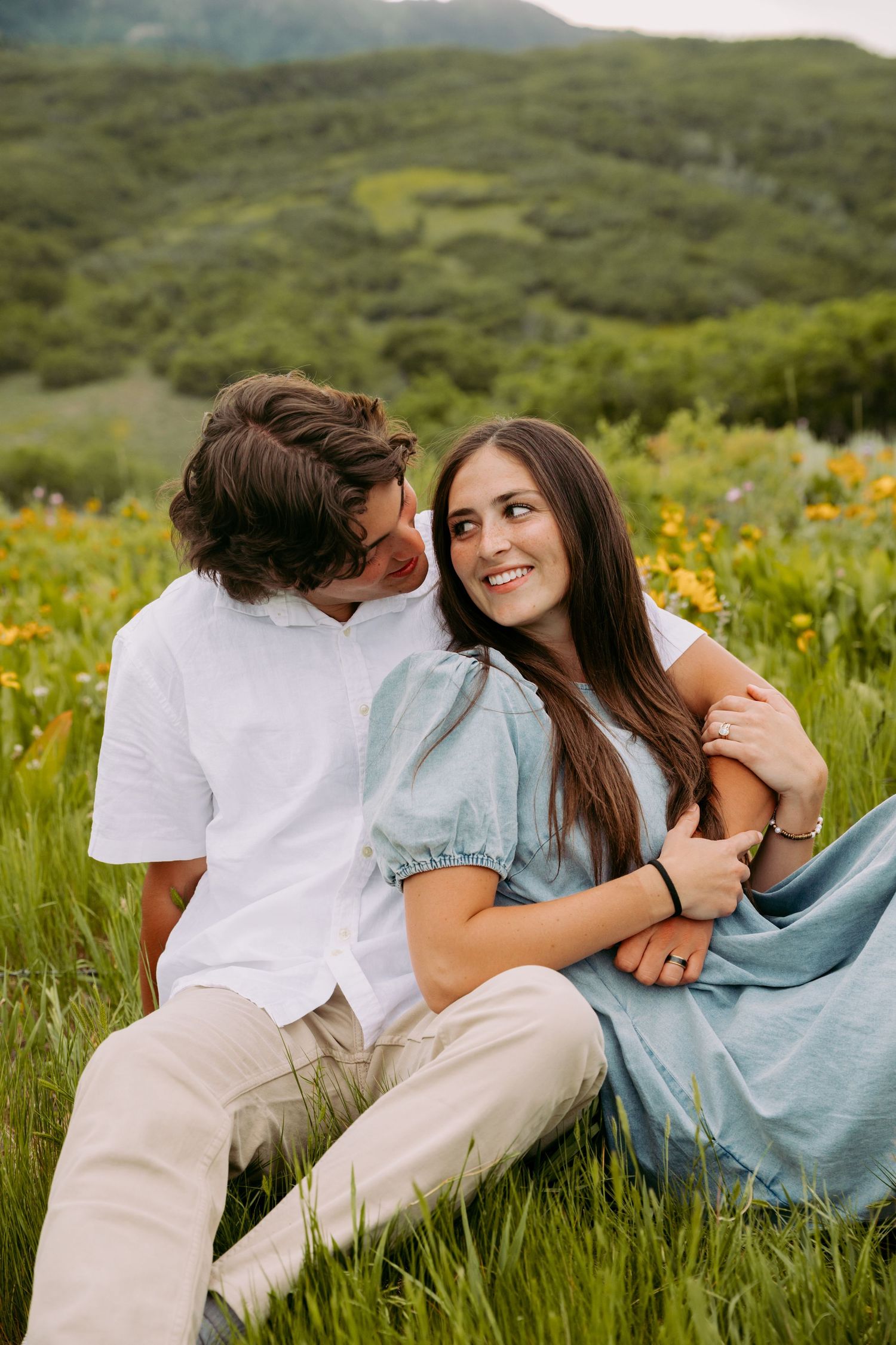 Couple photo session in the Utah mountains.