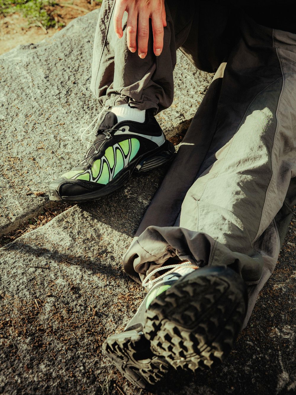 Salomon XT-Whisper shoes in Black Iced Aqua