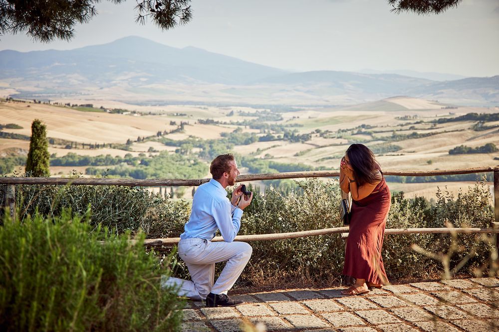 Couple in Tuscany