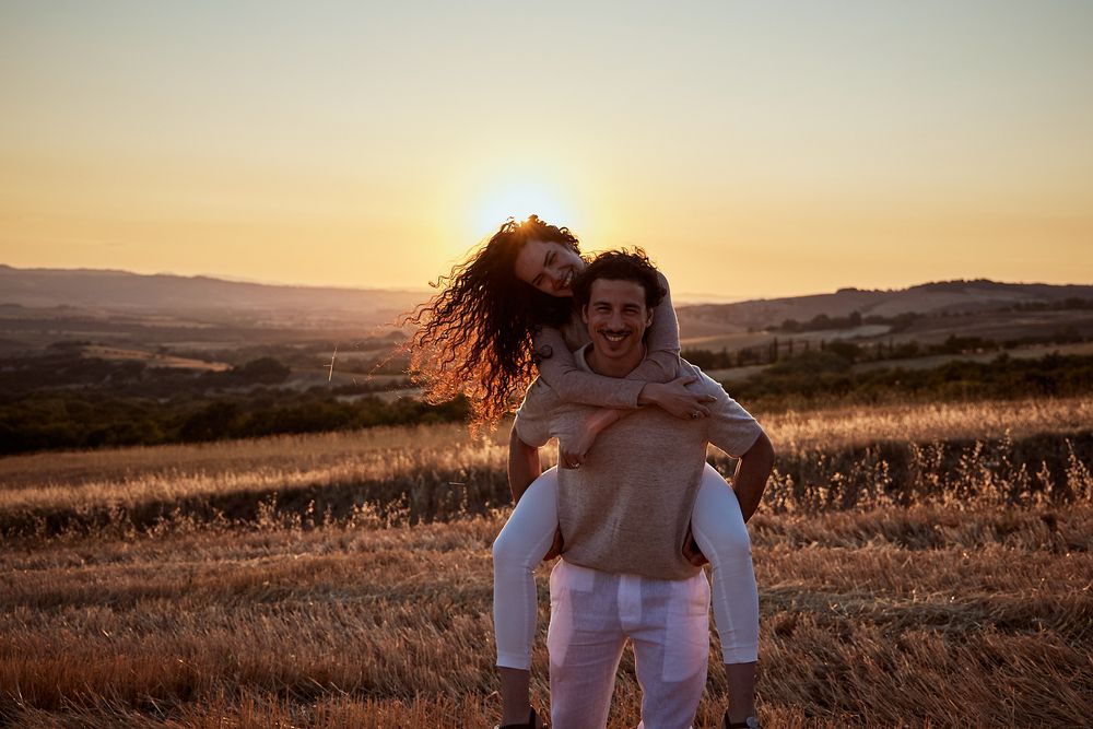 Couple in Tuscany