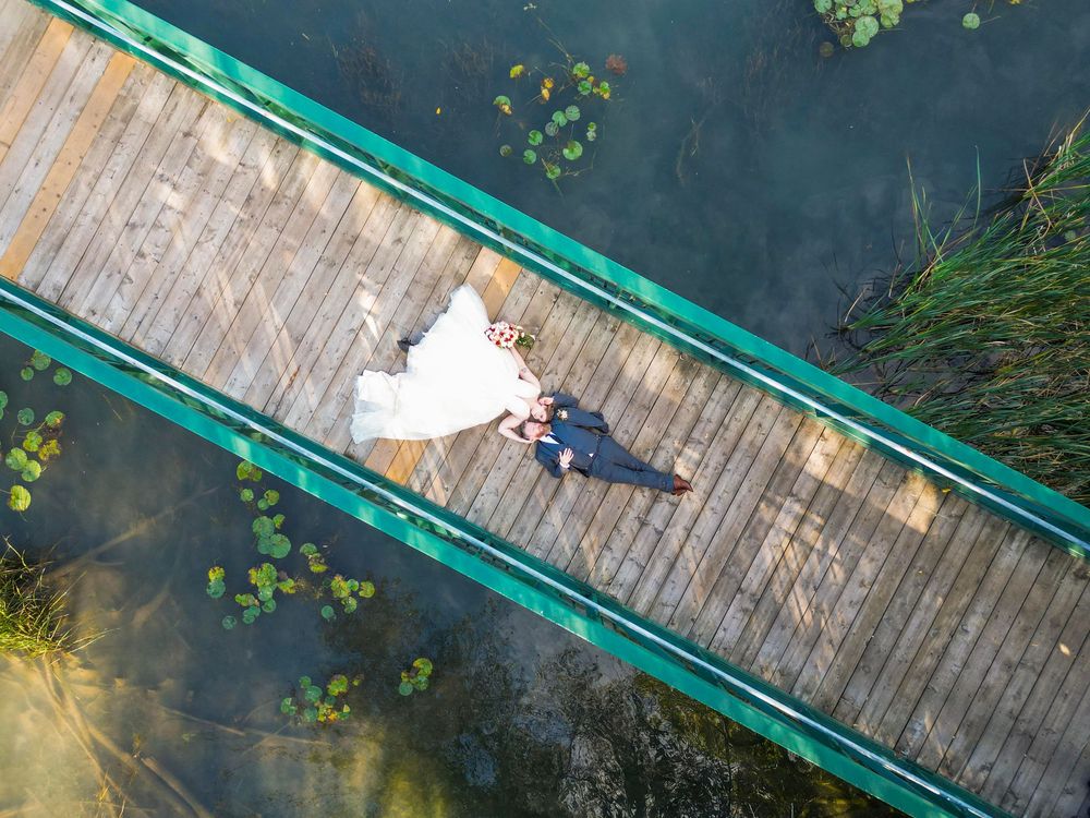 Stacy Scandrett: Niagara Wedding Photographer