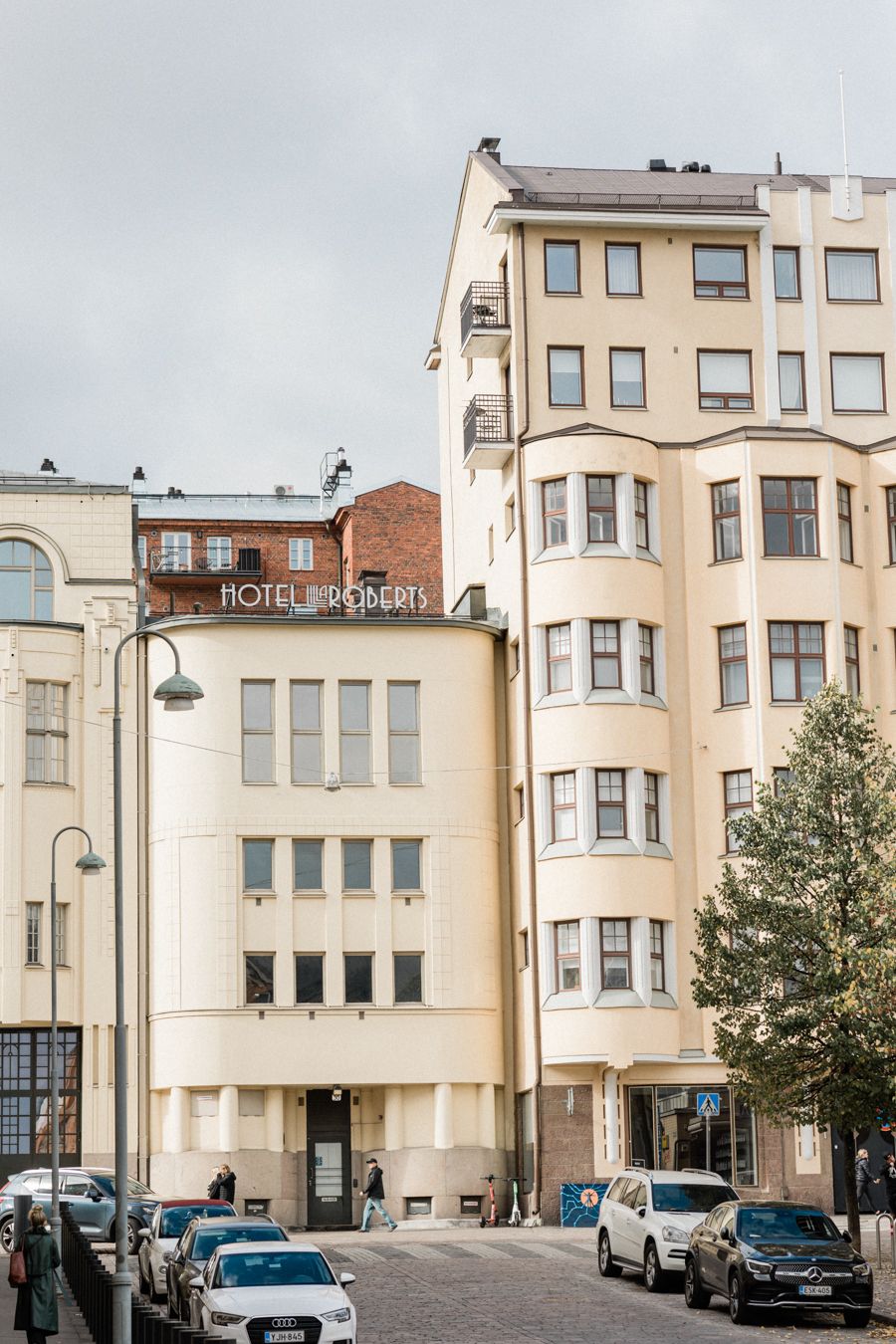 dokumentaarinen hääkuvaus helsingissä