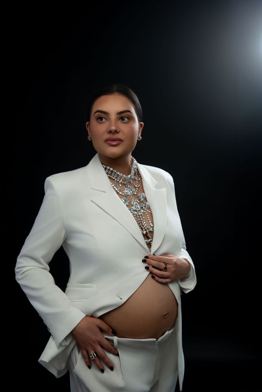 Expecting mother fine art maternity photography Nashville