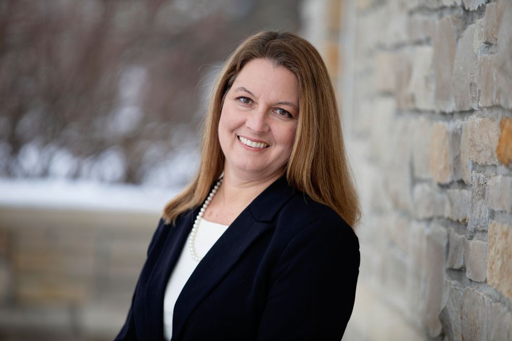 Downers Grove Hinsdale Oak Brook Wheaton Naperville Outdoor Custom Headshot Portrait Photography by Julie Chen Photography