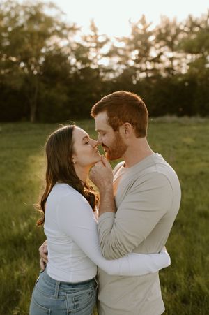 Minnesota Wedding Photographer, Romantic and Authentic Minnesota Photography, Minnesota Couple Photos | Rachel Marie Photography