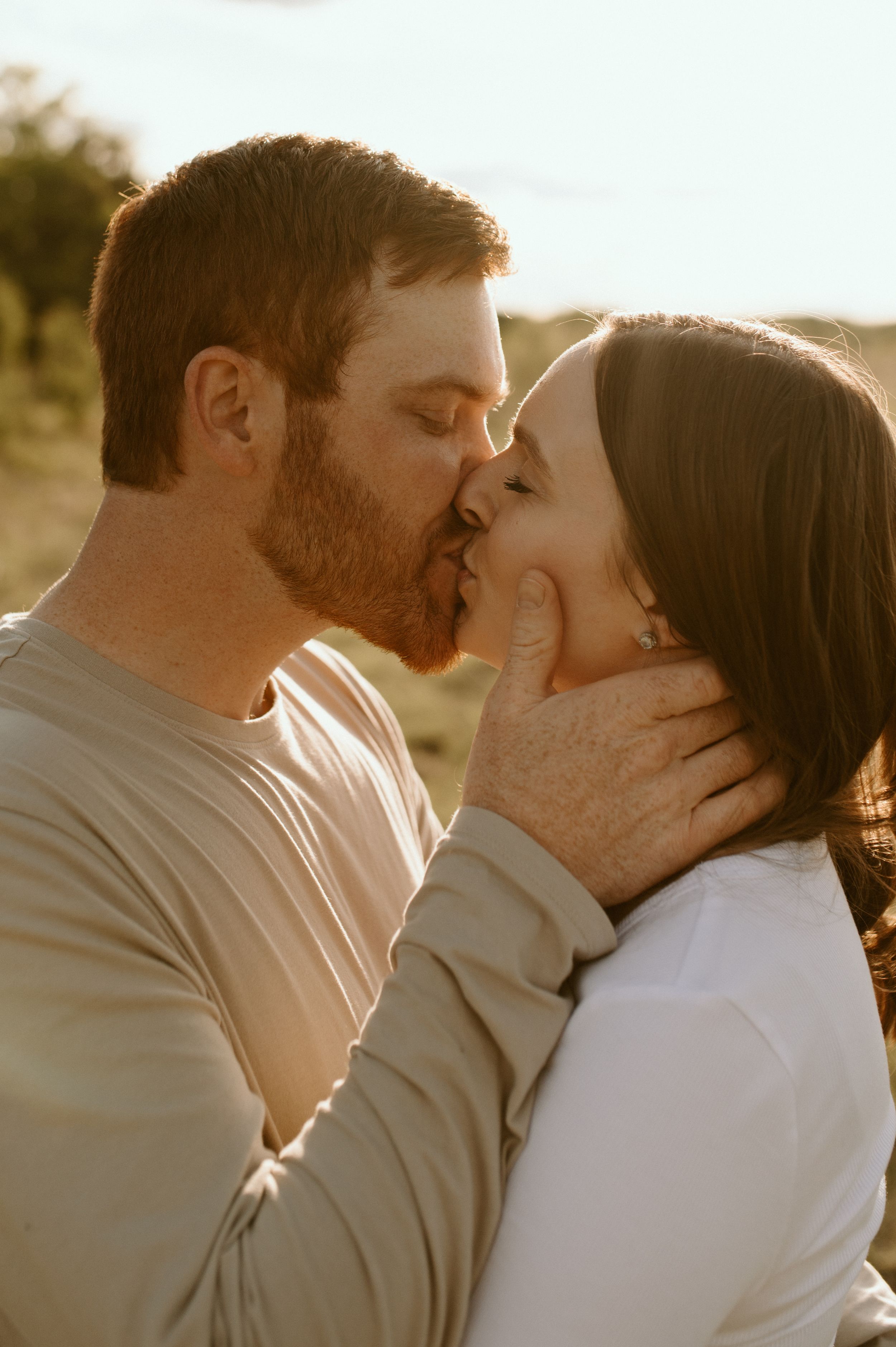 Minnesota Wedding Photographer, Romantic and Authentic Minnesota Photography, Minnesota Couple Photos | Rachel Marie Photography
