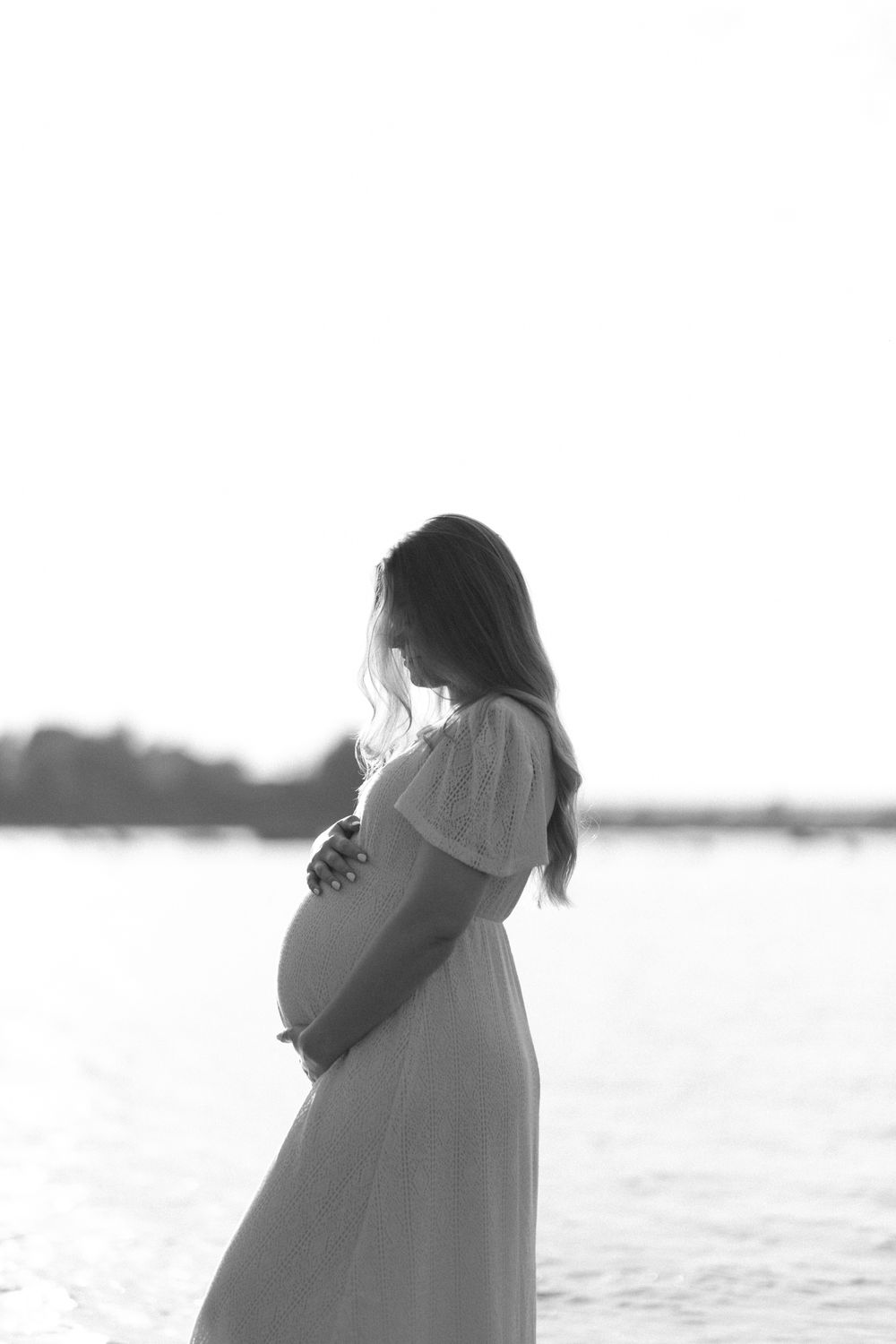 Beebiootuse fotosessioon õues loodumulikus valguses — Helen Kattai Photography
