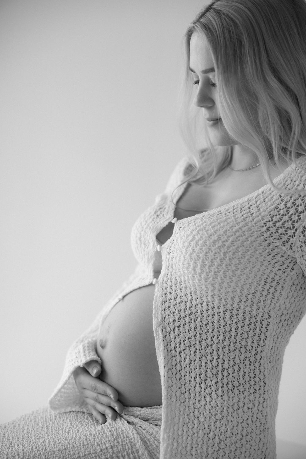 beebiootuse fotosessioon stuudios — Helen Kattai Photography Tallinn