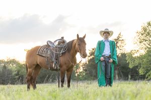 senior boy pictures with horse, high school, photographer, Miller Grove, Greenville, Lone Oak, Emory, Sulphur Springs