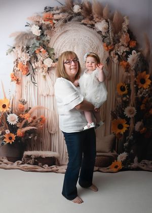 Playful photo sequence against autumn-themed backdrop with macrame and sunflowers.