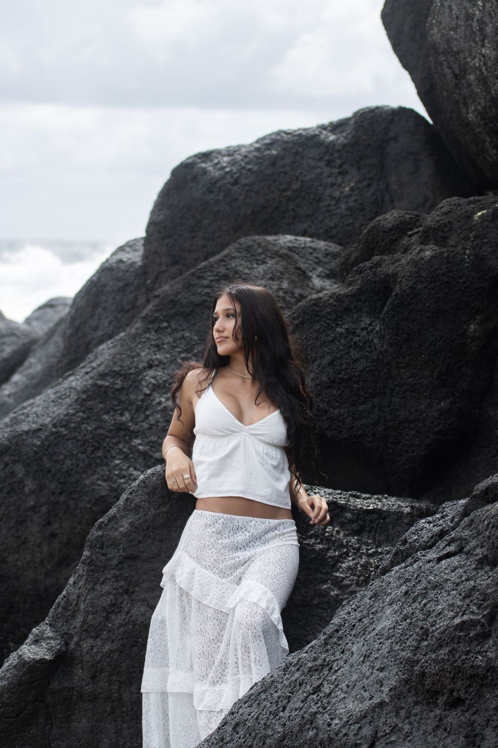 Model portfolio, pose, rocks, snapper rocks, Gold Coast, fashion pose, High quality photos, Northern Rivers, Beach