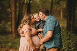 Braselton, Flowery Branch, Buford, Sugar Hill, Hoschton, Dacula 
Newborn & Family Photographer
Cake Smash, Senior Portraits, Headshots