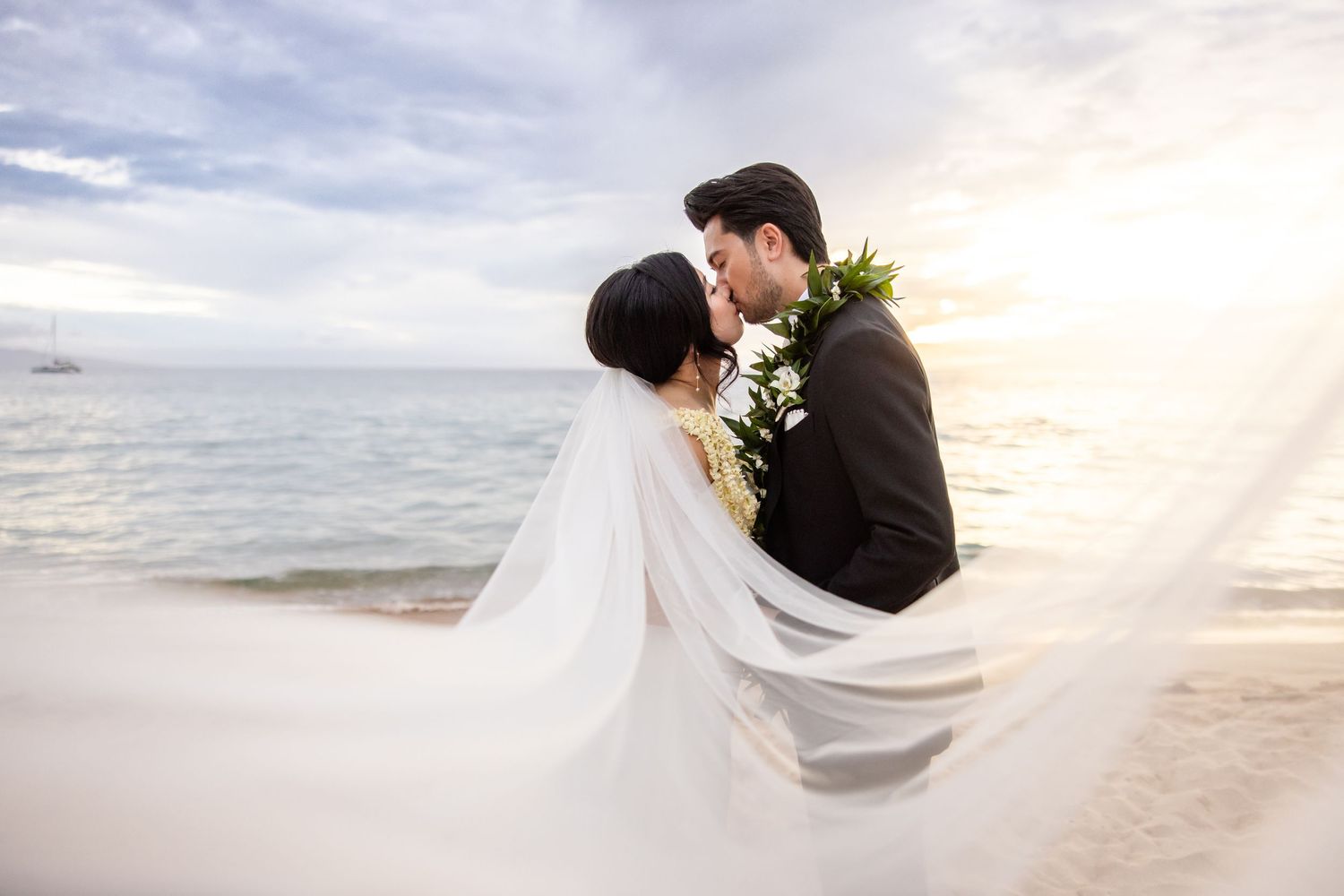 A beautiful Maui Wedding at Hotel Wailea photographed by Maui Wedding Photographer Aihara Visuals