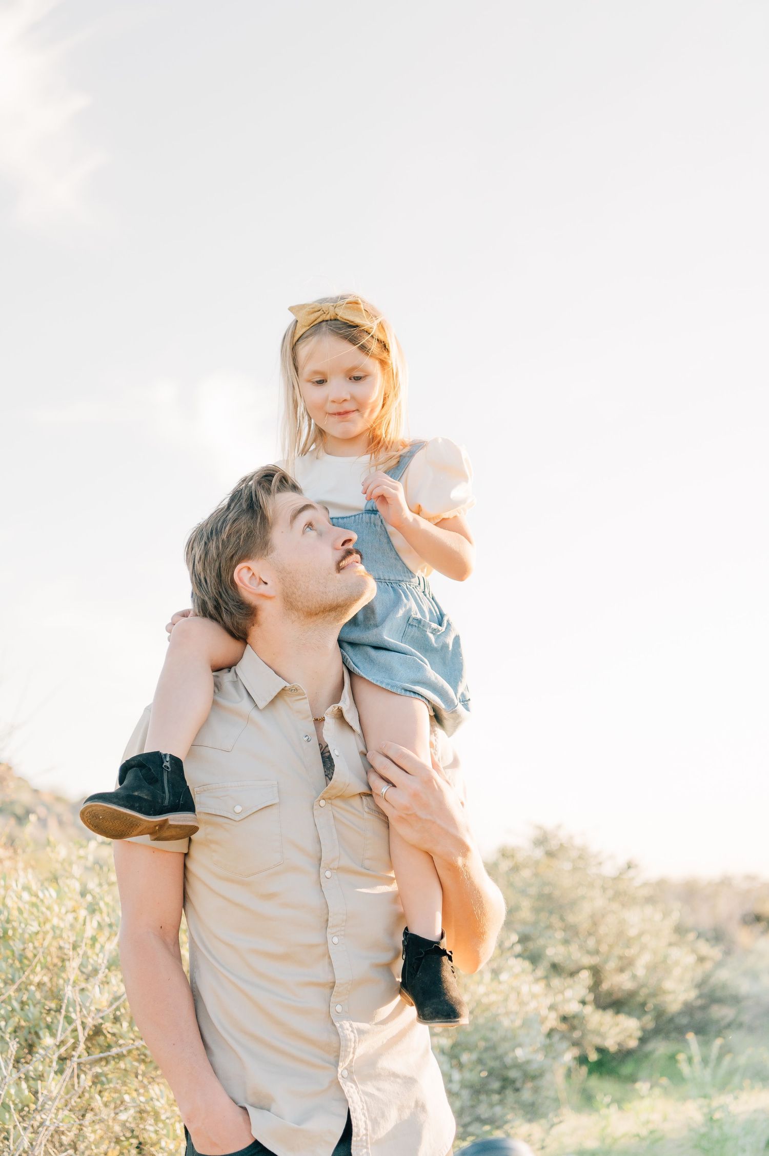 Phoenix Family photography Dad daughter fun candid