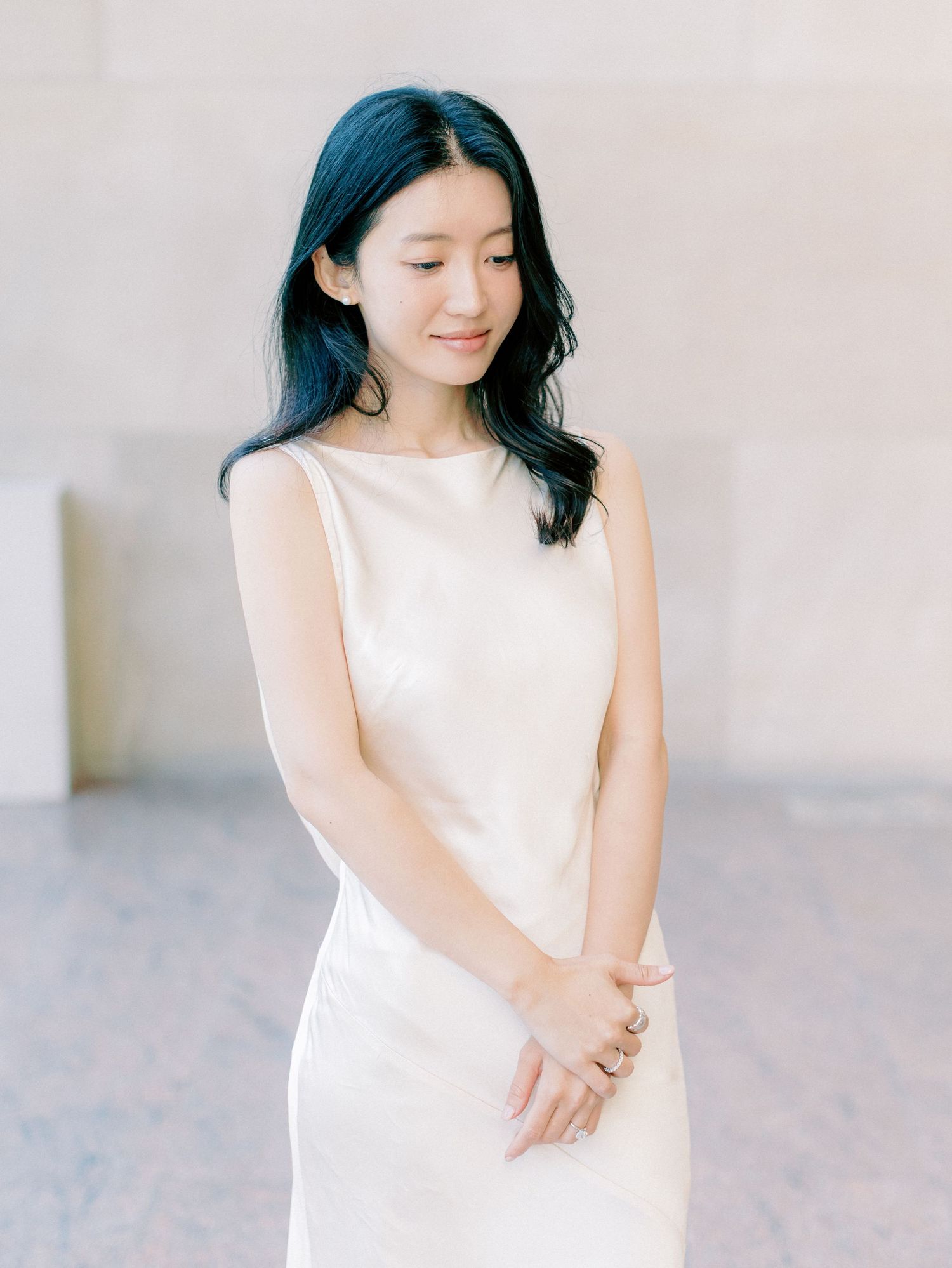 Early morning NYC Engagement Session the Met Timeless Romantic Fine Art New York Wedding Photographer Jeanie Jang Photo