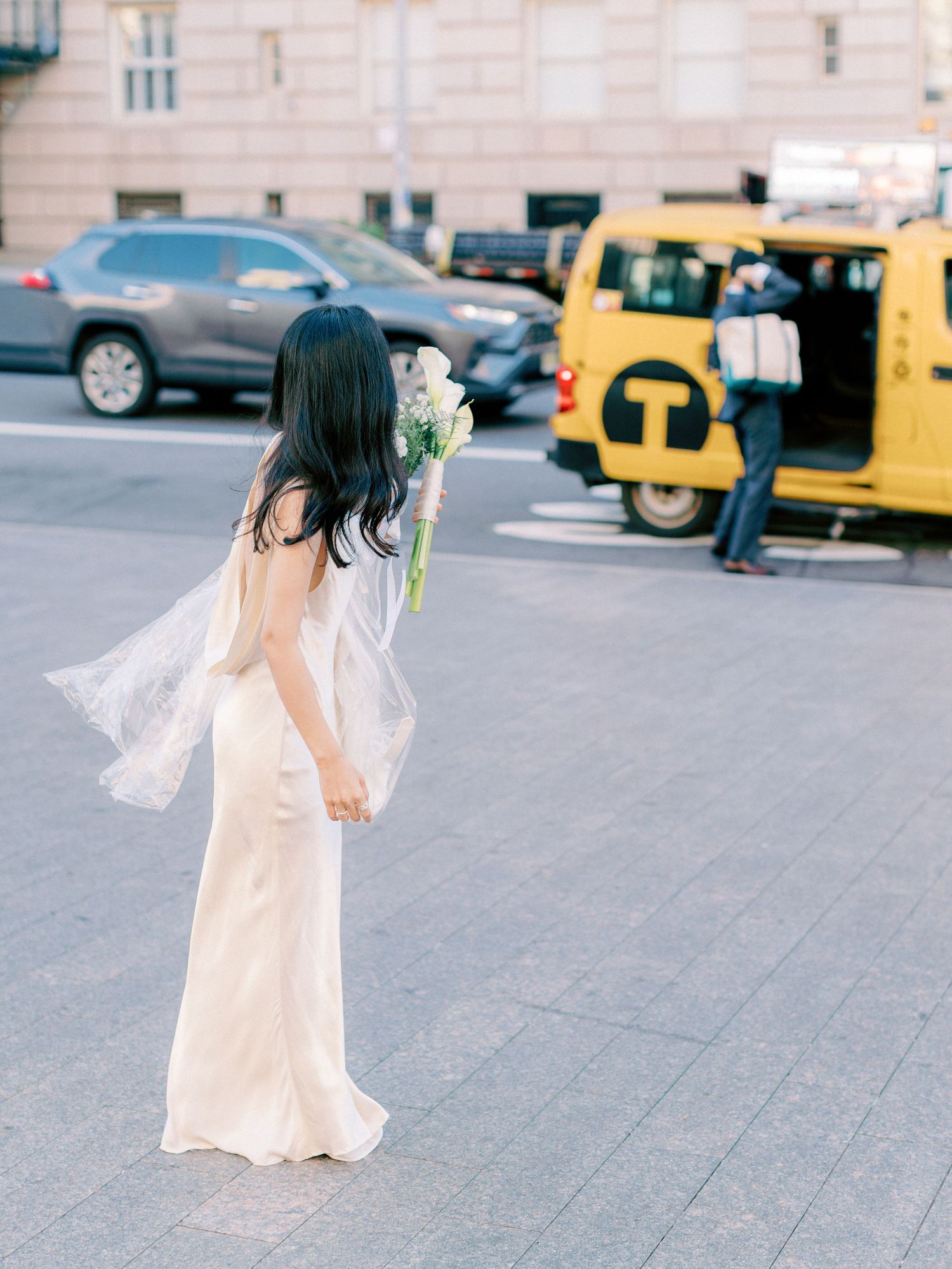Early morning NYC Engagement Session the Met Timeless Romantic Fine Art New York Wedding Photographer Jeanie Jang Photo