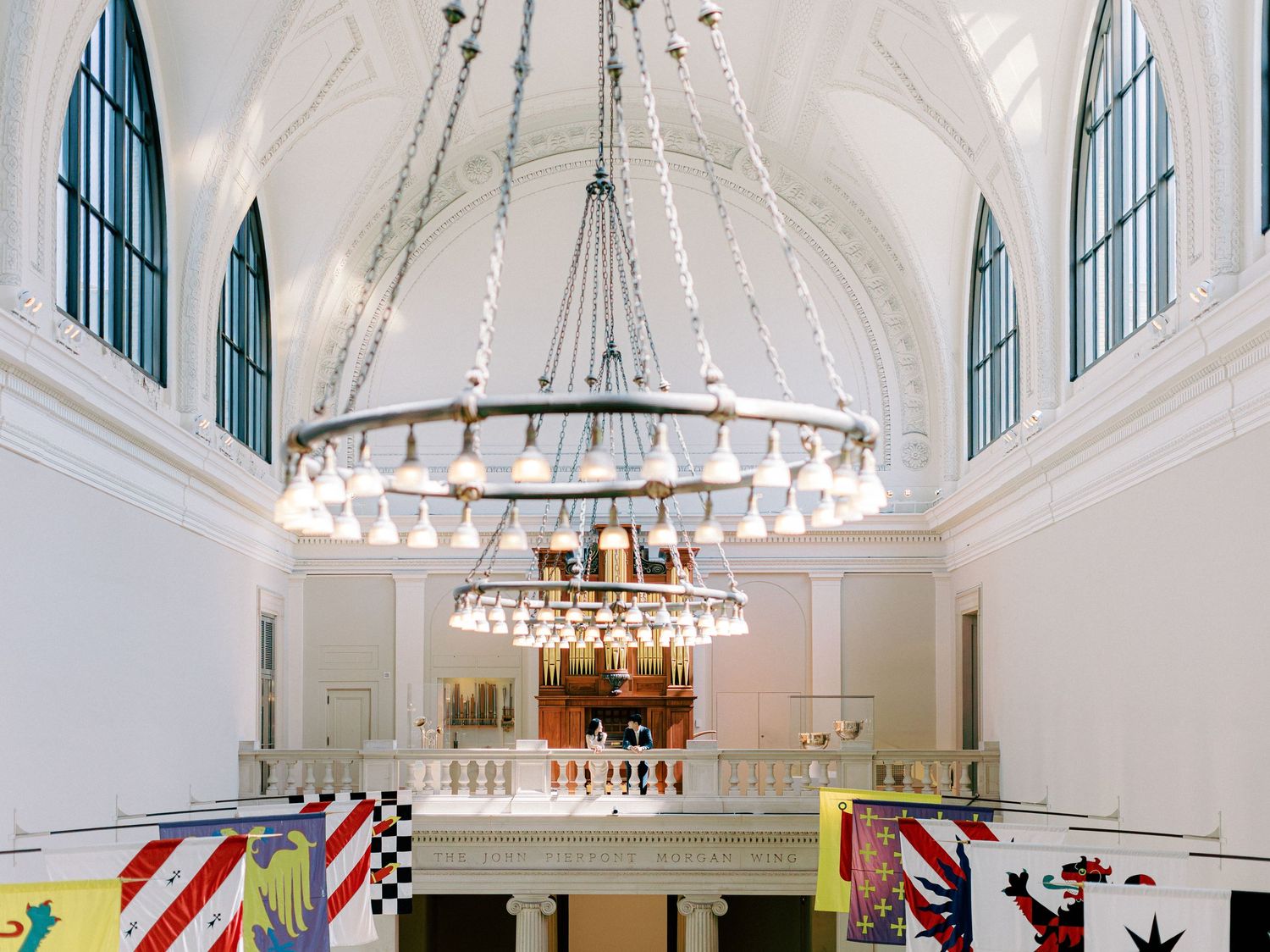 Early morning NYC Engagement Session the Met Timeless Romantic Fine Art New York Wedding Photographer Jeanie Jang Photo