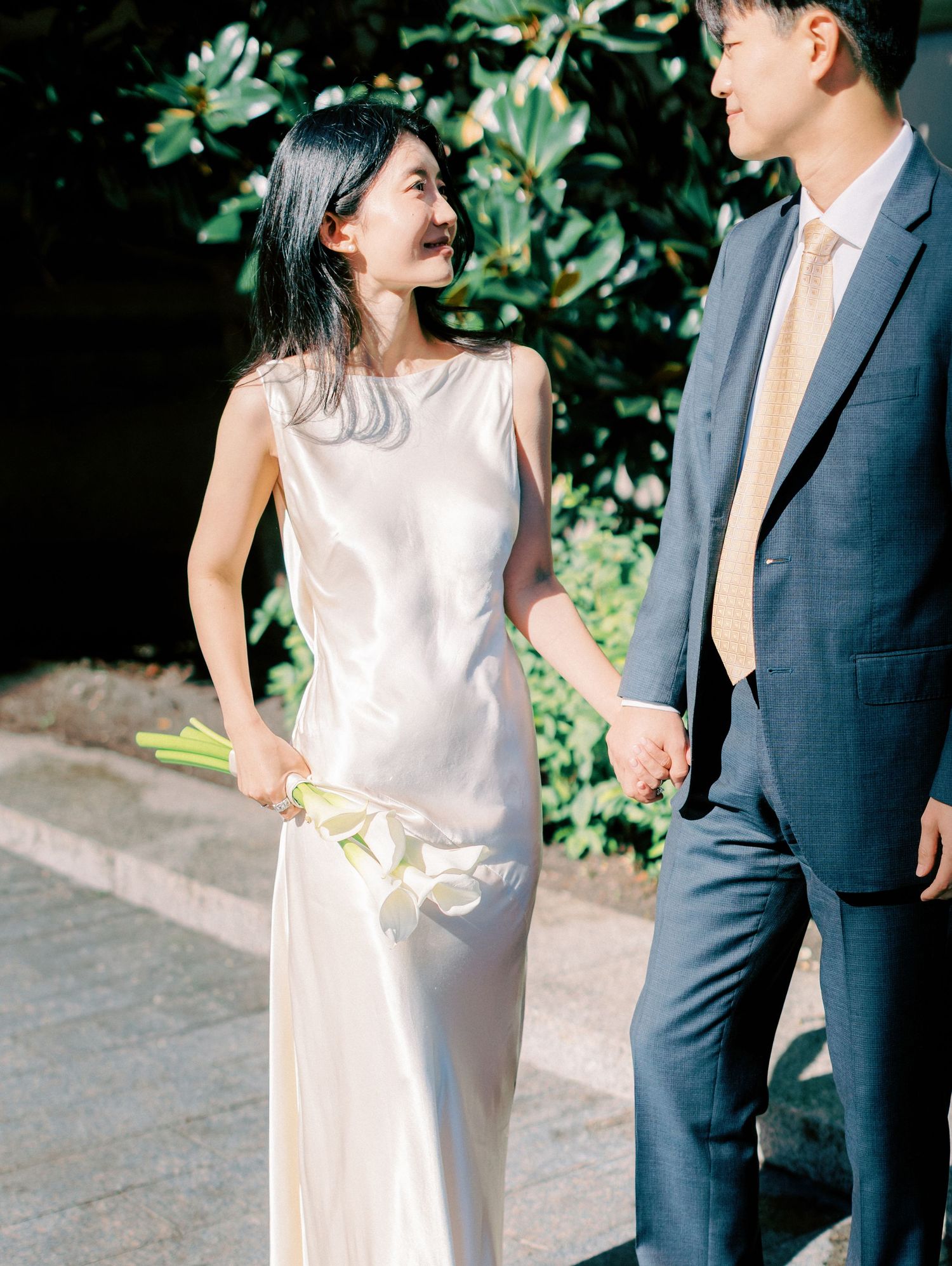 Early morning NYC Engagement Session the Met Timeless Romantic Fine Art New York Wedding Photographer Jeanie Jang Photo