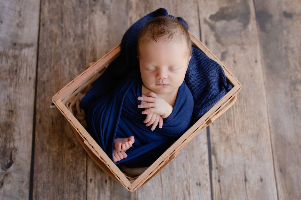 Kendall Kuss Photography Jefferson County family photographer. Family and newborn photos in Watertown WI