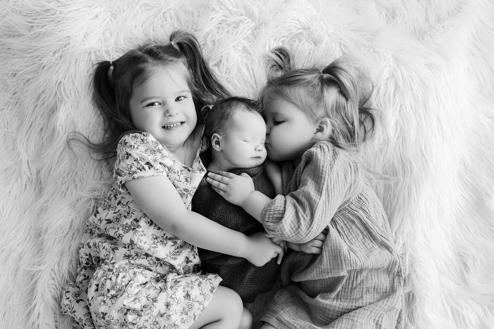 Kendall Kuss Photography Jefferson County family photographer. Family and newborn photos in Watertown WI