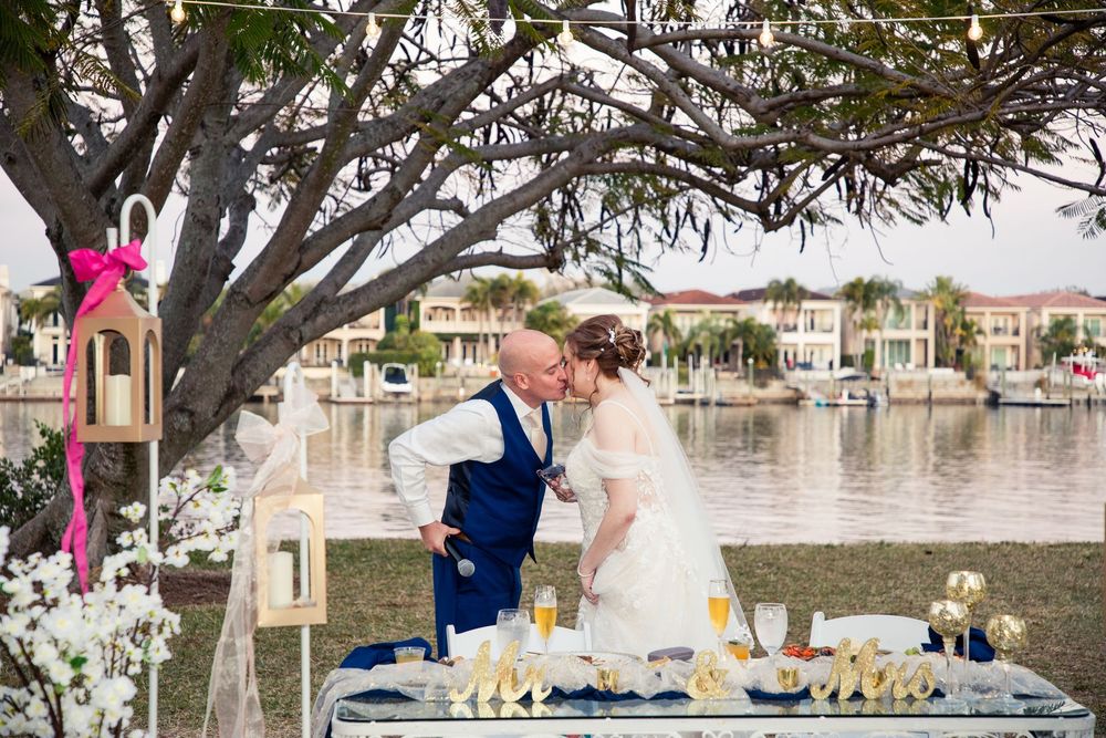 Editorial style weddings at Davis Islands, Tampa, Florida. Destination wedding in Tampa, Clearwater, St Pete, Sarasota, Naples, Florida