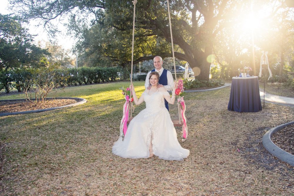 Editorial style weddings at Davis Islands, Tampa, Florida. Destination wedding in Tampa, Clearwater, St Pete, Sarasota, Naples, Florida