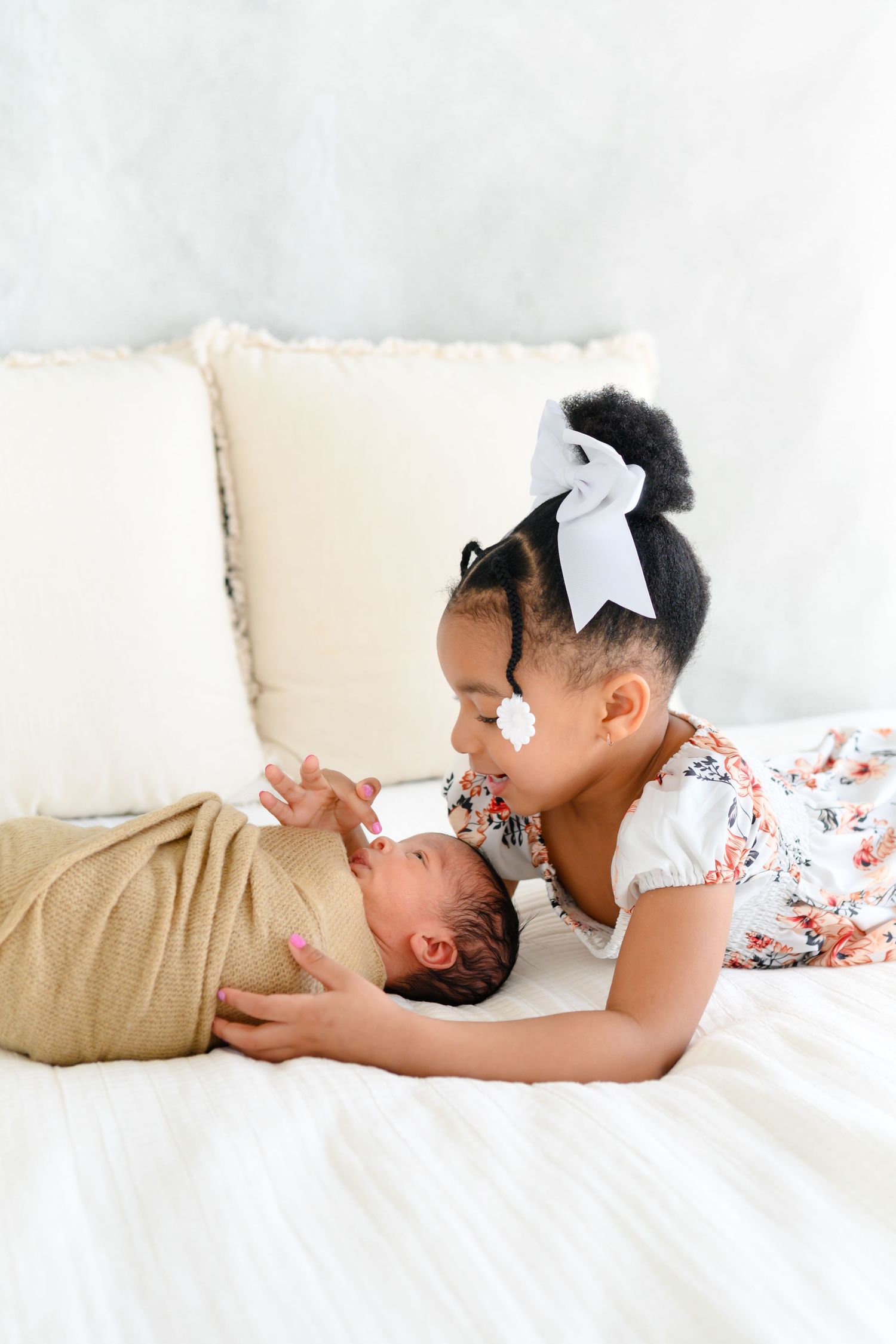 Timeless studio newborn portraits captured at the Atelier Studio & Gathering Space in downtown Lynchburg, Virginia.