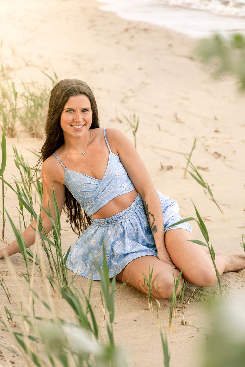 Portrait photo session on the beach.