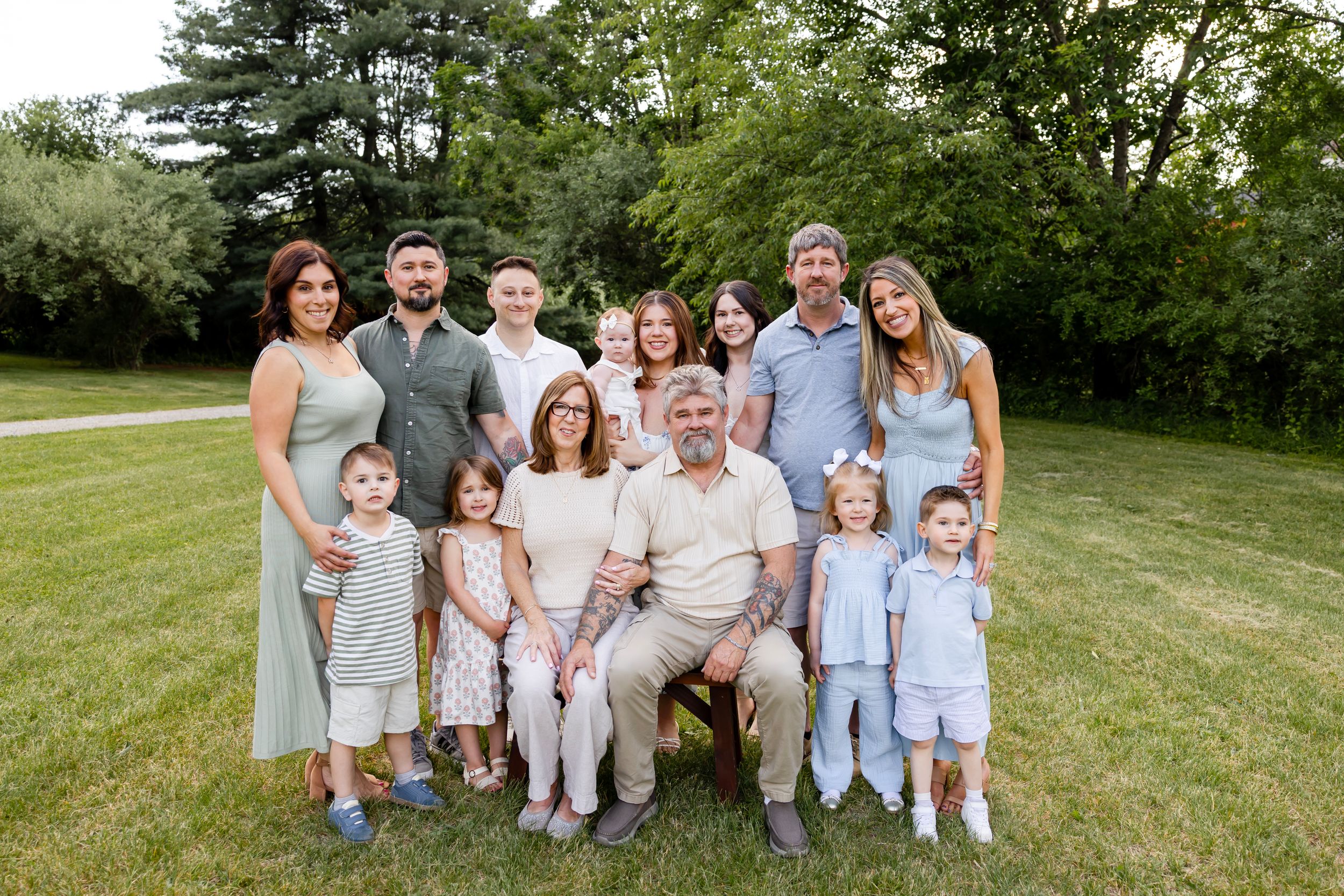 Extended Family Photographer, Family Portraits, Multi-Generational Family Photos, Newton NJ Photographer, Sussex County NJ Photographer