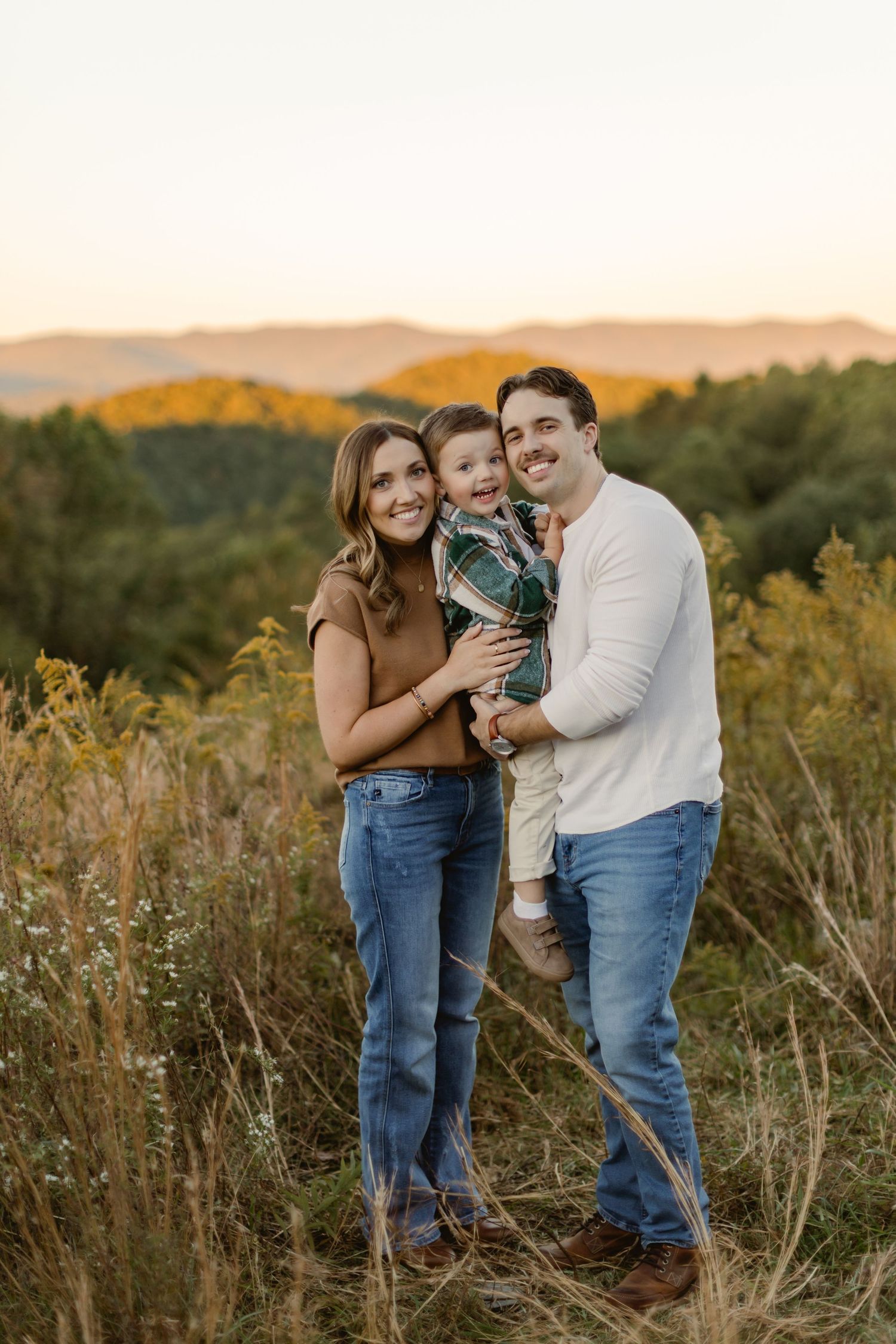 Family photos in the North Georgia mountains.