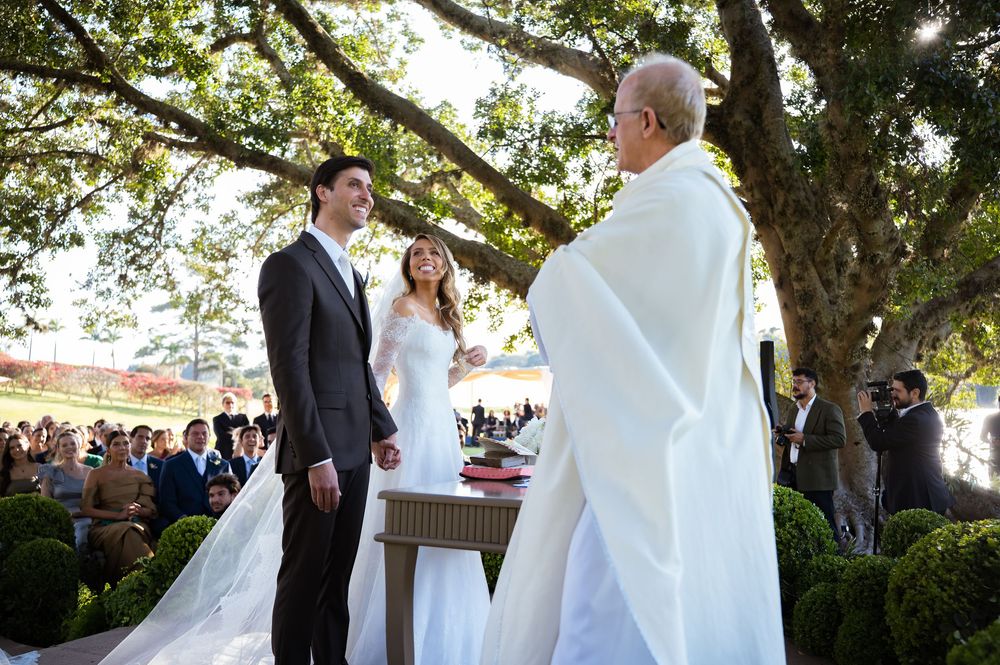 Cerimônia de casamento cercada pela natureza