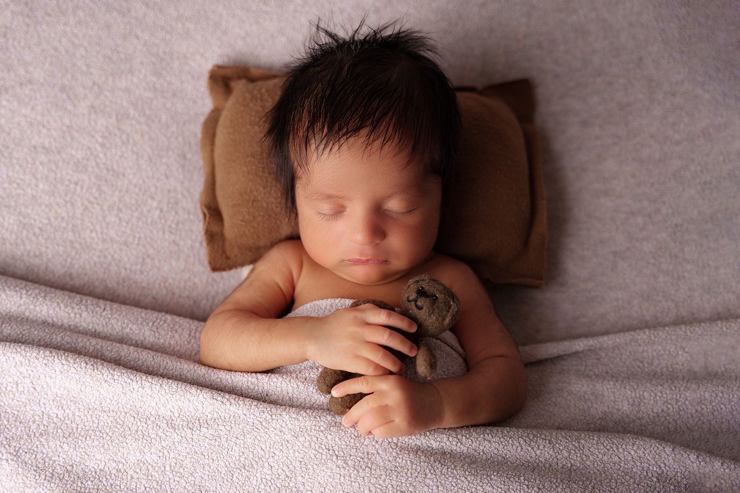 midland tx newborn photographer midland tx photographer studio newborn session posed newborn photo session baby girl