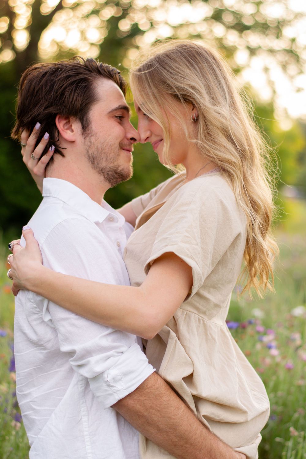 Golden hour couples/ engagement photos at Crowley Park in Richardson, Texas