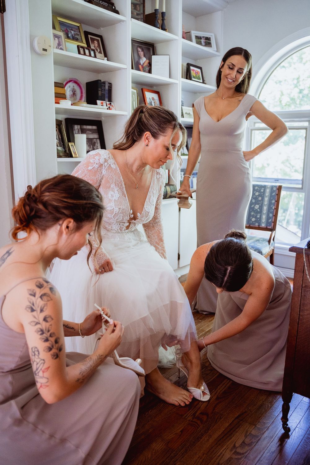 photojournalistic wedding photographer gta